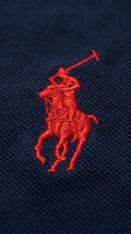Polo tshirt in navy.