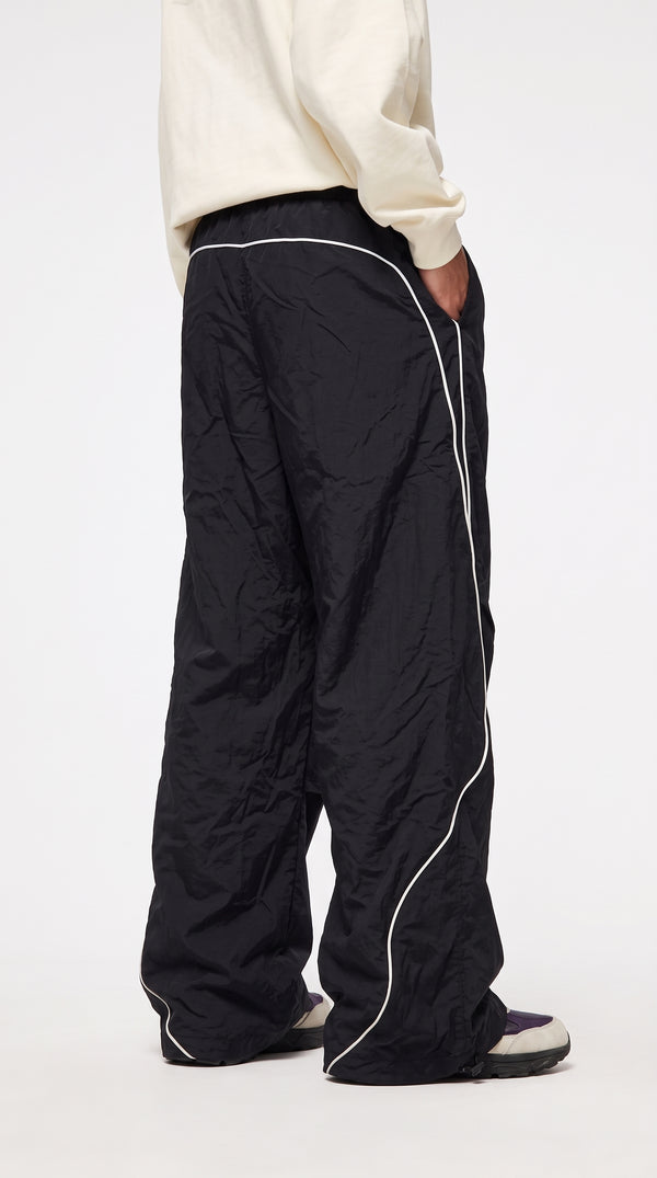 Vintage Nike Track Pants Black with Curved Side Stripes | Y2K 2000s