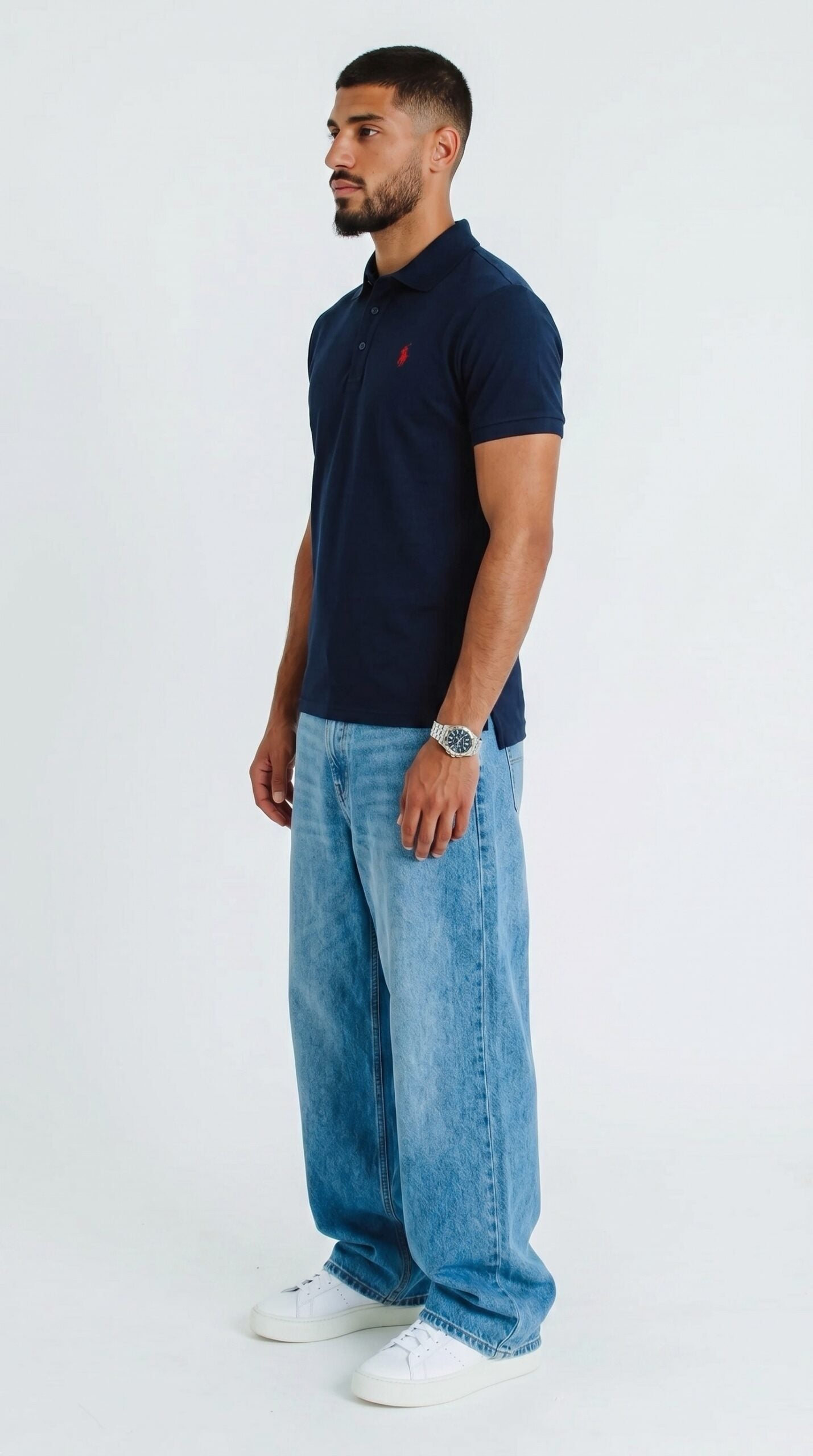 Polo tshirt in navy.