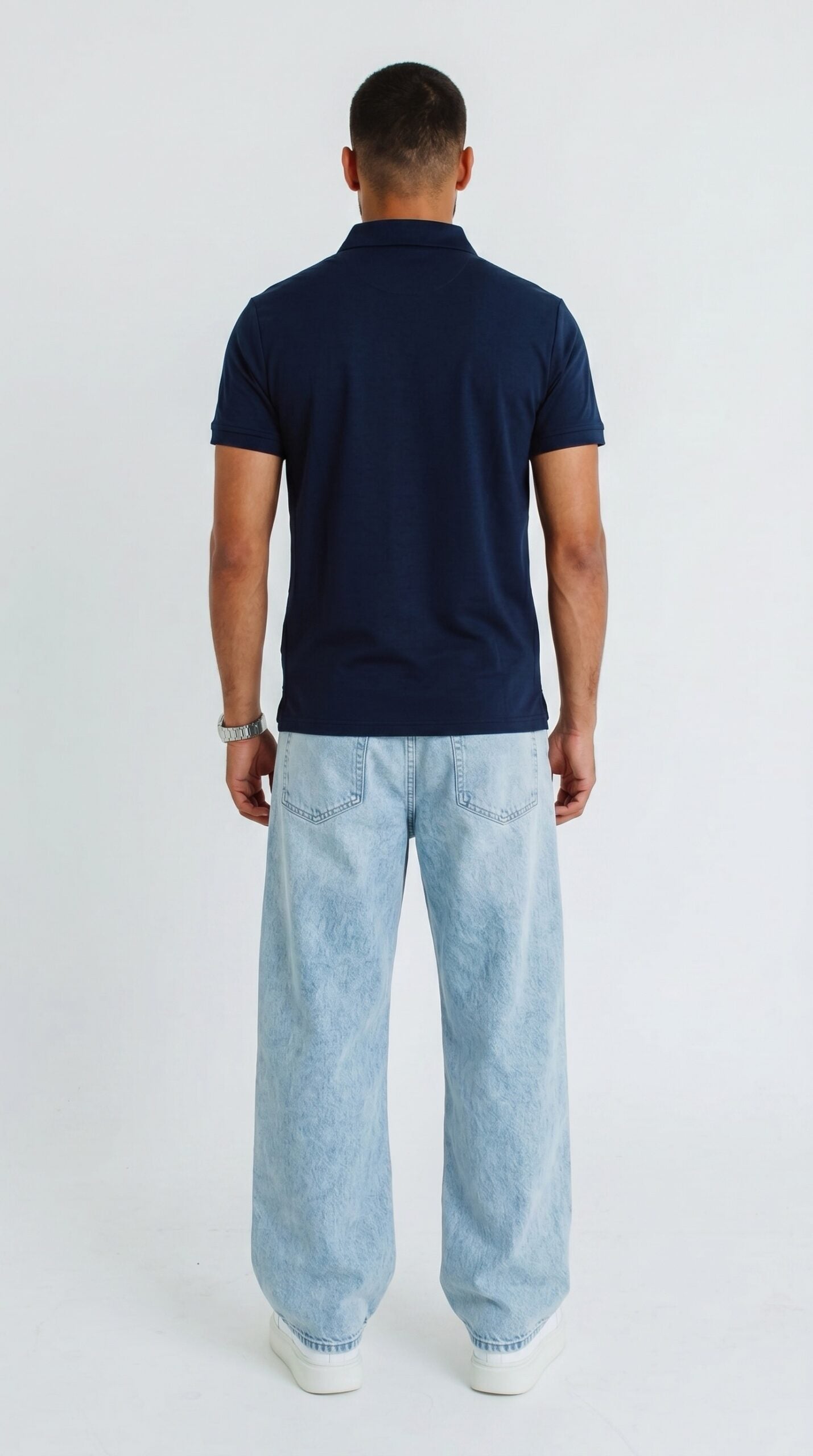 Polo tshirt in navy.
