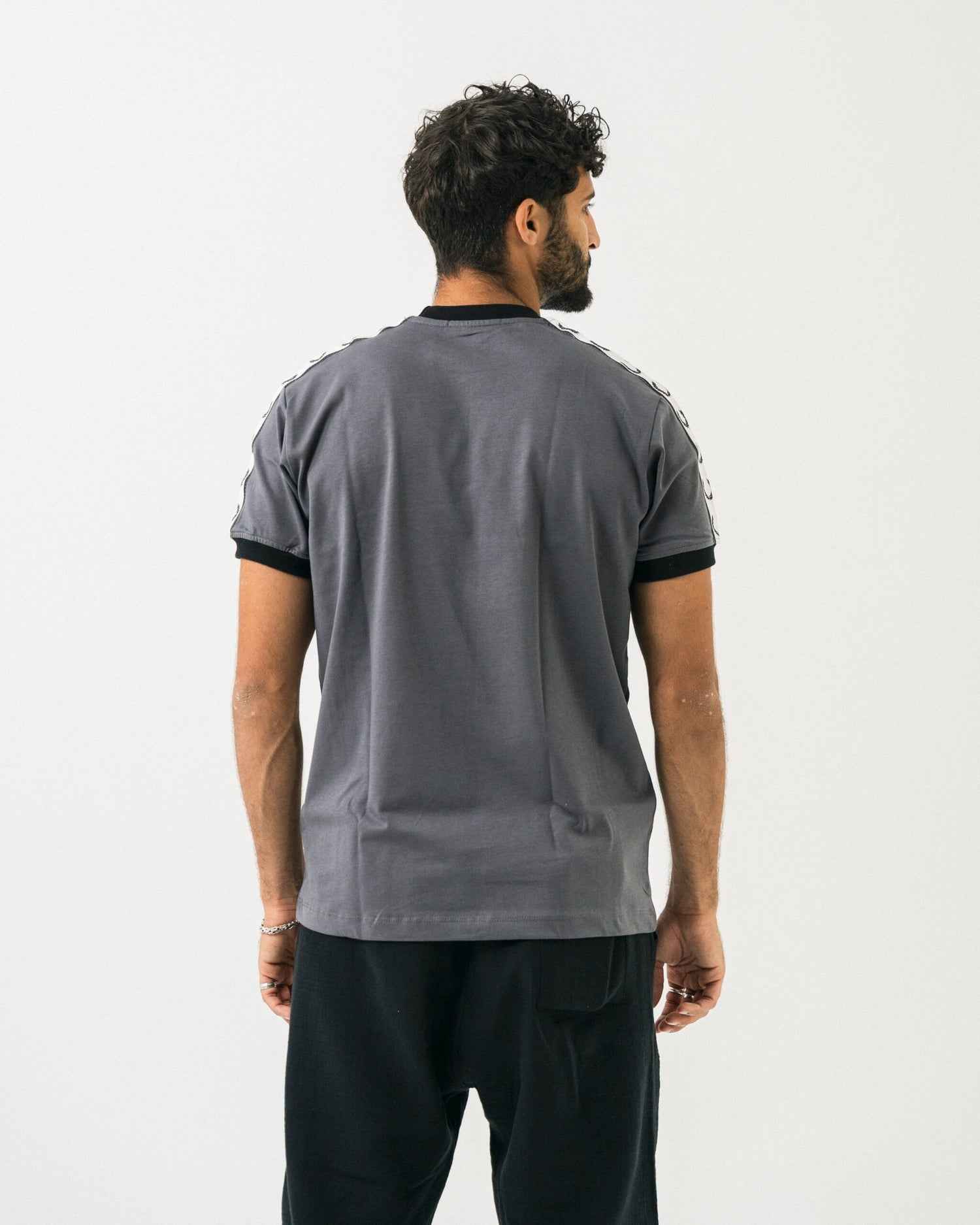 FredPerry Taped T-shirt in Grey