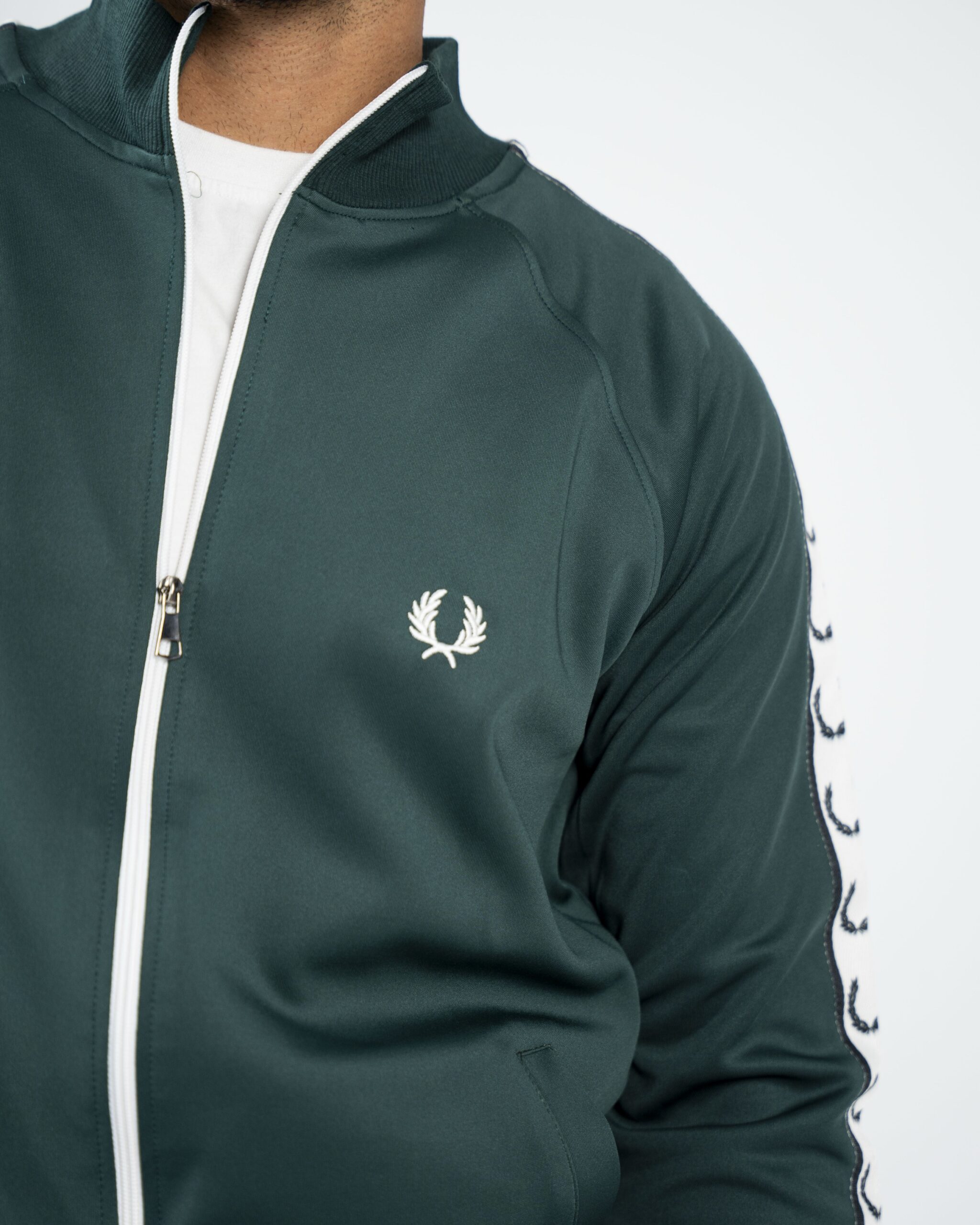 FredPerry Taped Jacket In Green - Image 4