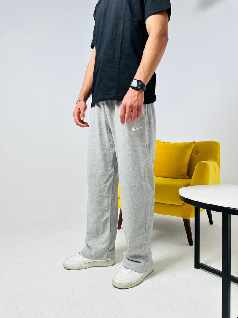 Nike Wide Leg Pants in Grey - Image 4