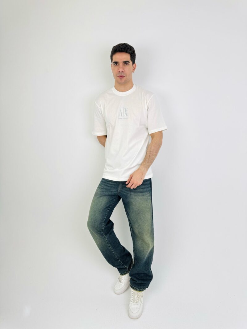 Armani Exchange Tshirt in White - Image 5